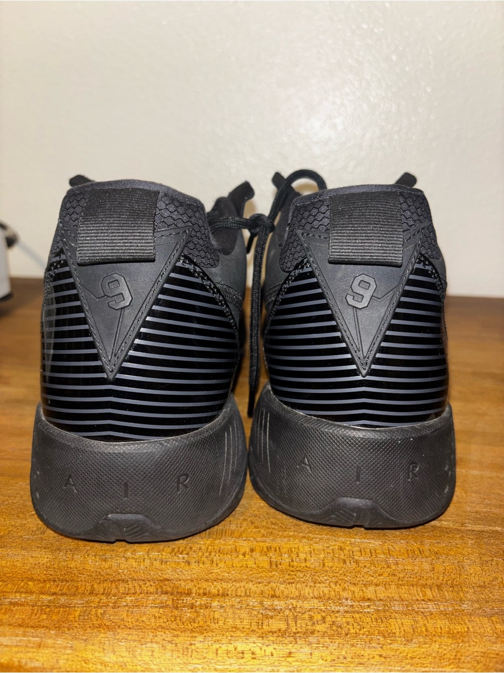 Jordan Men's Shoes Nike Zoom '92 Black worn once - Picture 3 of 6